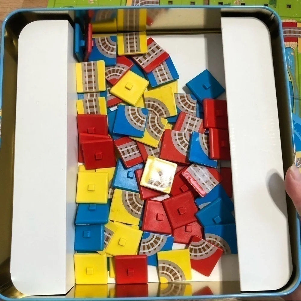 Thomas the Tank Engine Making Tracks Board Game Metal Tin Case Kids Briarpatch